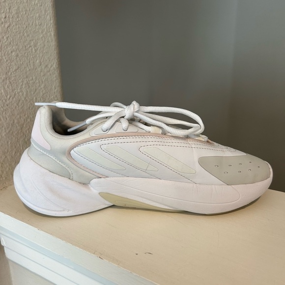 Adidas Originals Ozelia Low Top Athletic Running Shoes White GW1499 Youth 4.5 - Picture 5 of 9